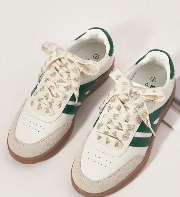 💛 Heart Shoelaces