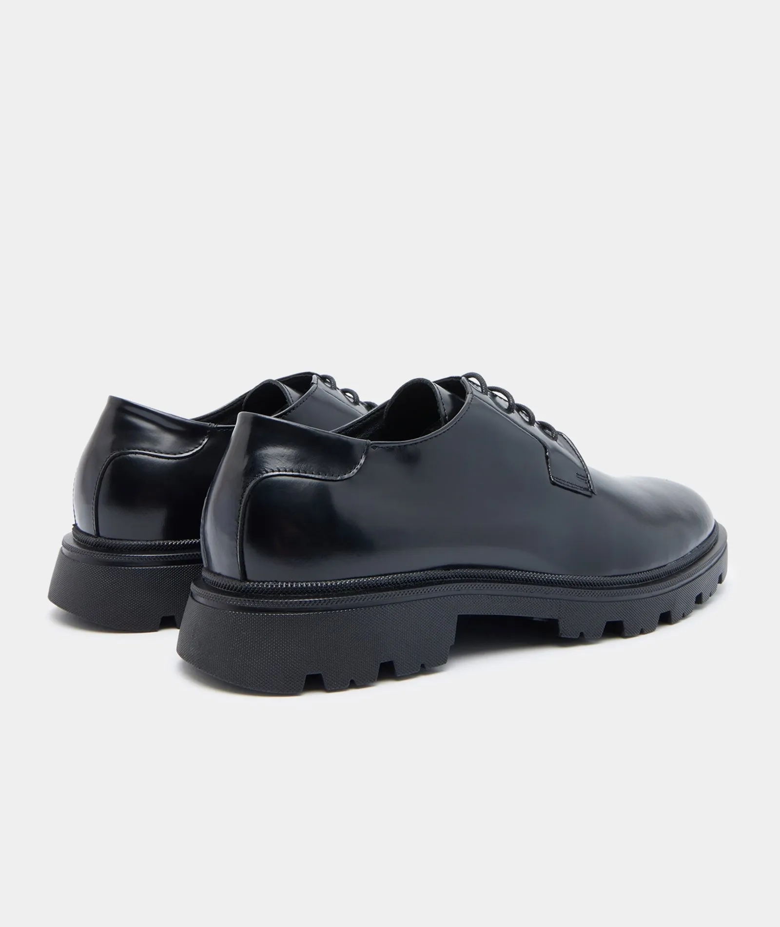- Super savings Minnesota Derby Black Polido All-in-one collection