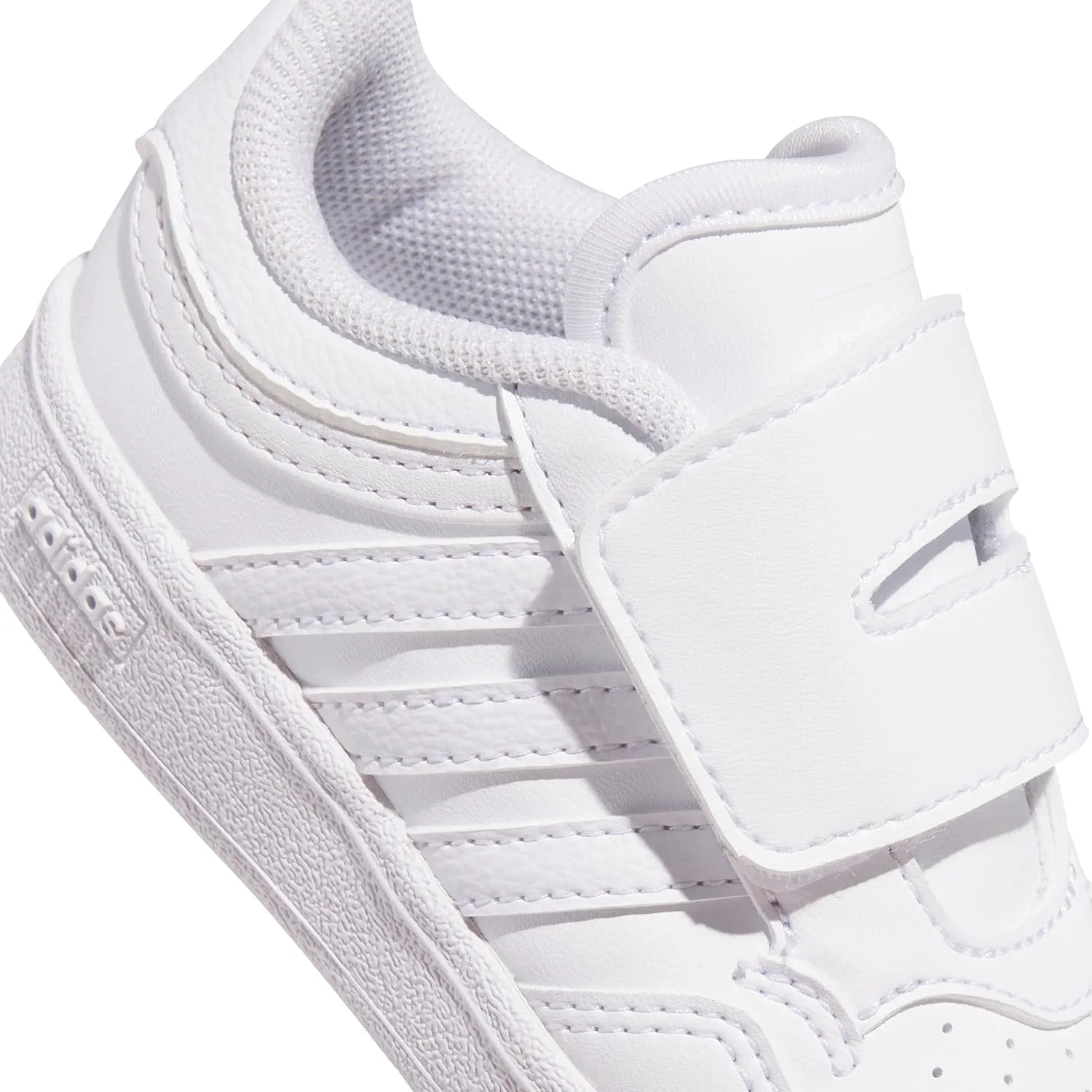adidas Unisex-Child Hoops 4.0 Velcro Strap Sneaker