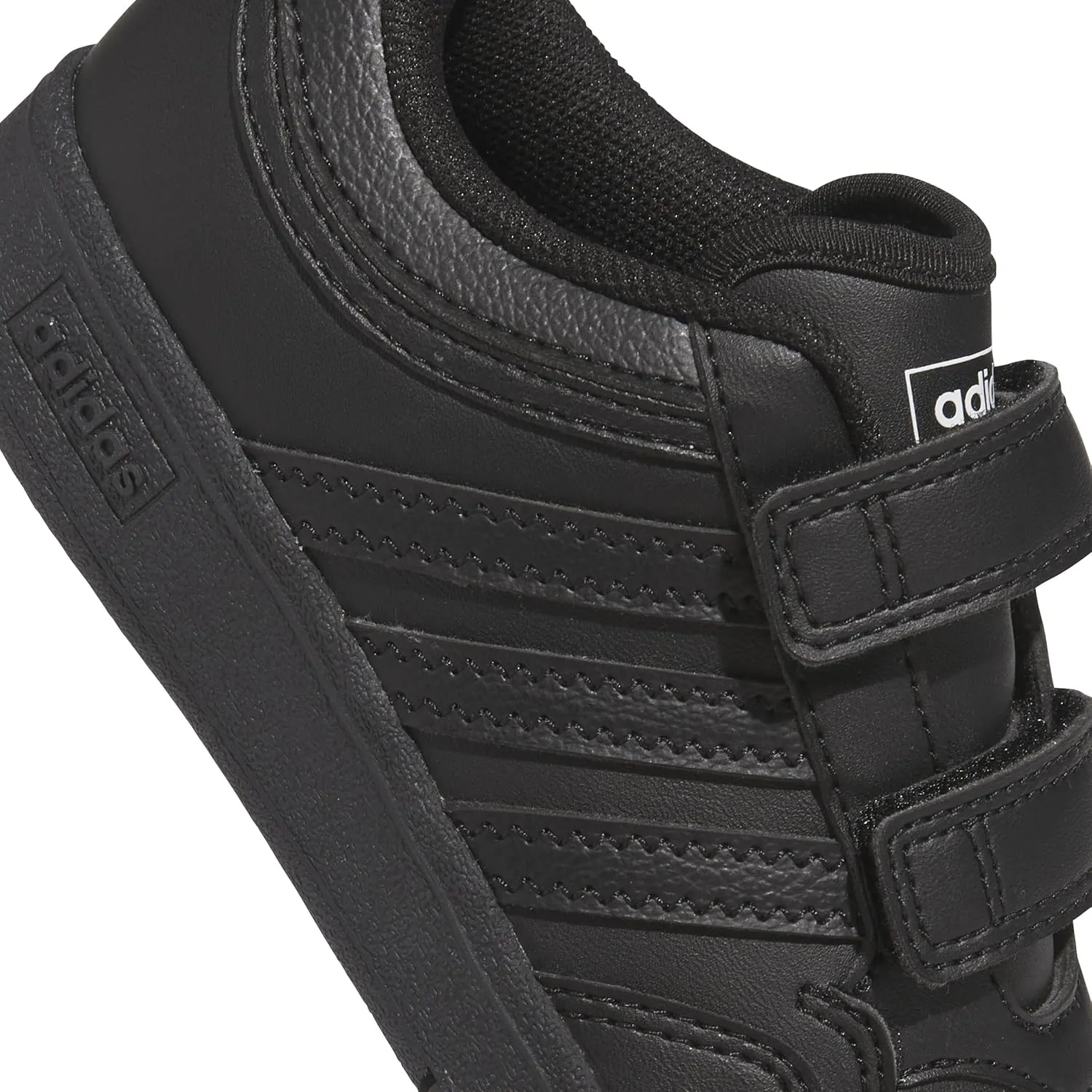 adidas Unisex-Child Hoops 4.0 Velcro Strap Sneaker