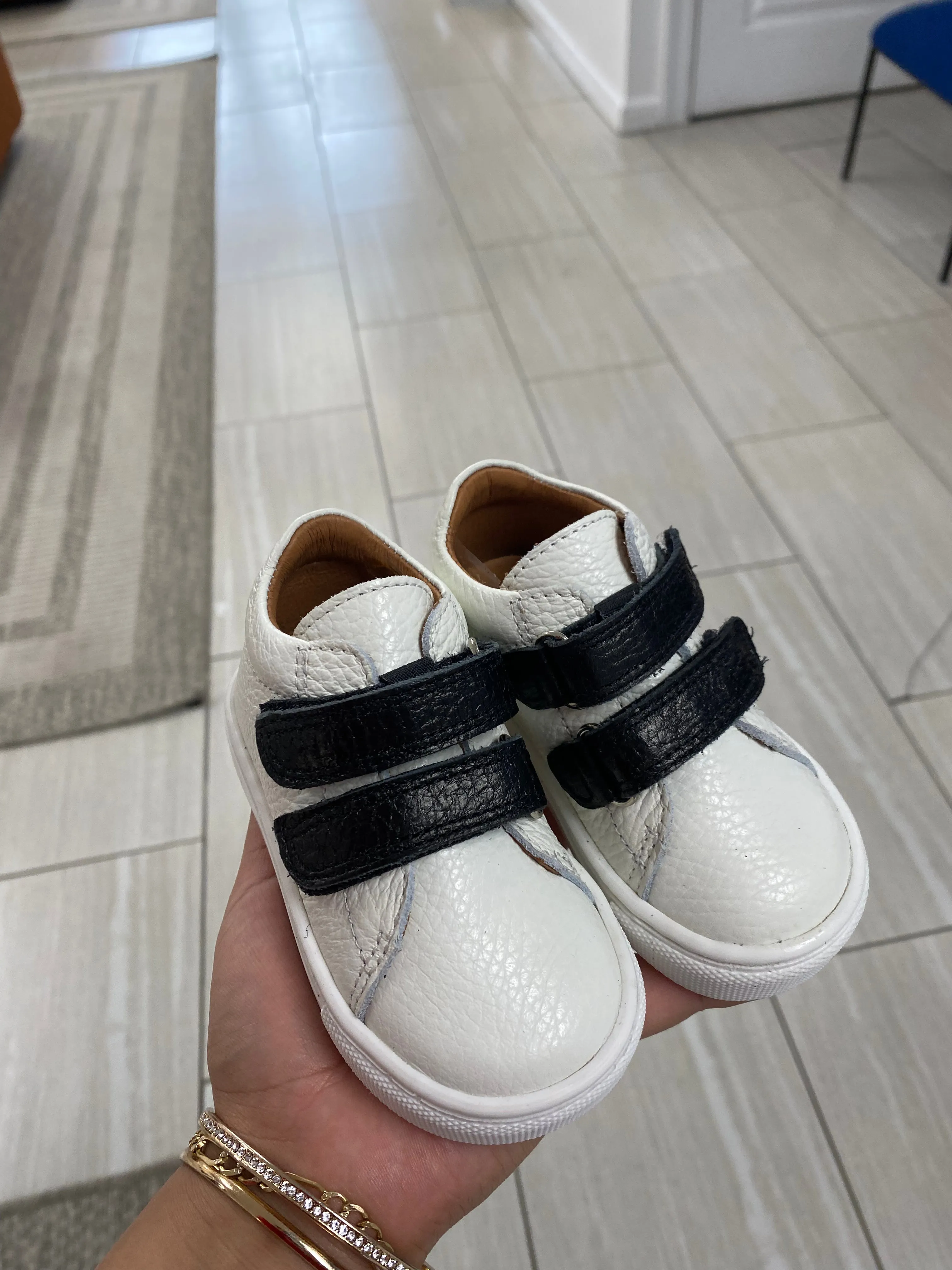Atlanta Mocassin Black And White Velcro Baby Sneaker