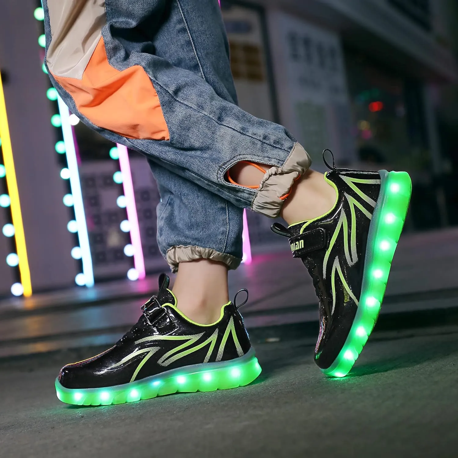 BFOEL Spider Light up Shoes for Boys Girls Walking Sneaker with USB Charging Birthday Thanksgiving Christmas Day Best Gift