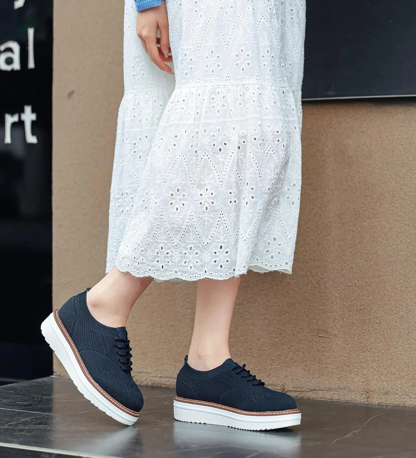 DADAWEN Women's Platform Lace-Up Wingtips Square Toe Oxford Shoes Mesh Breathable Knit Comfort Casual Dressy School Work Dress Shoes