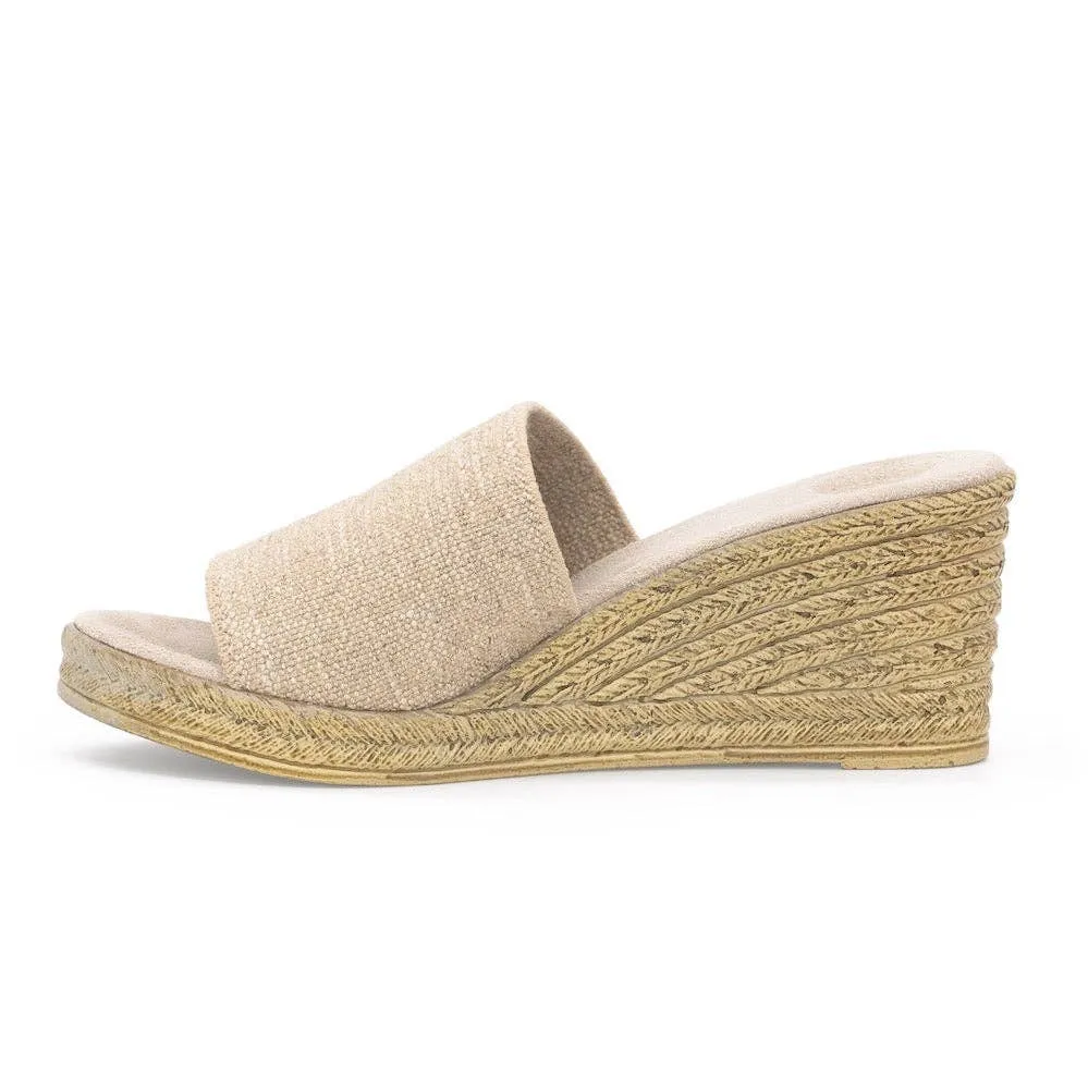 Finn Slip On Espadrille Wedge: Linen