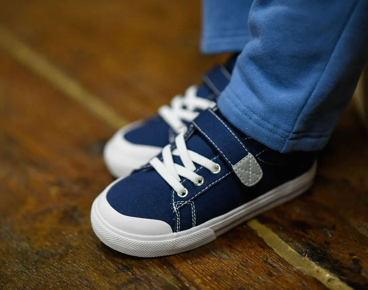 Footmates Jordan Velcro Sneaker- Navy