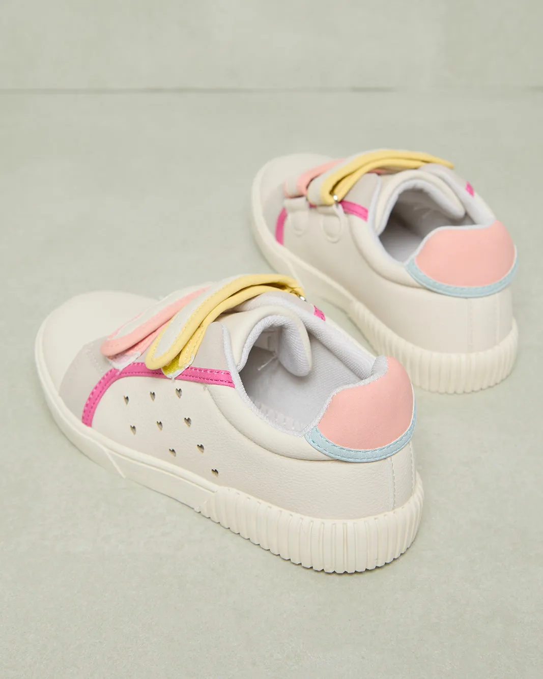 Girls Cream Velcro Sneaker