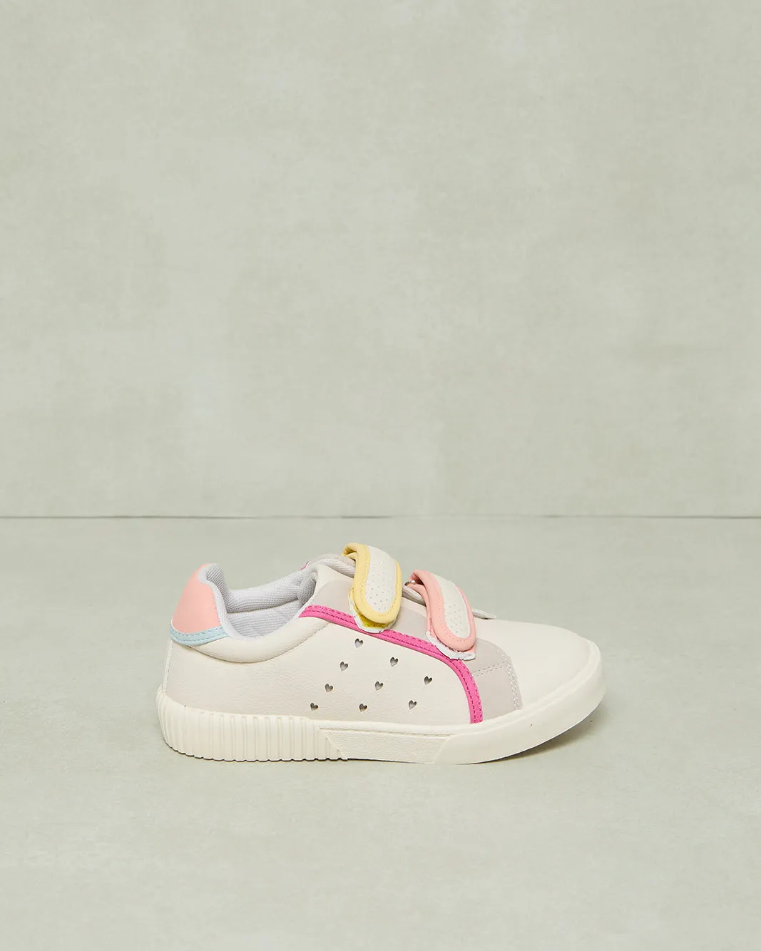 Girls Cream Velcro Sneaker