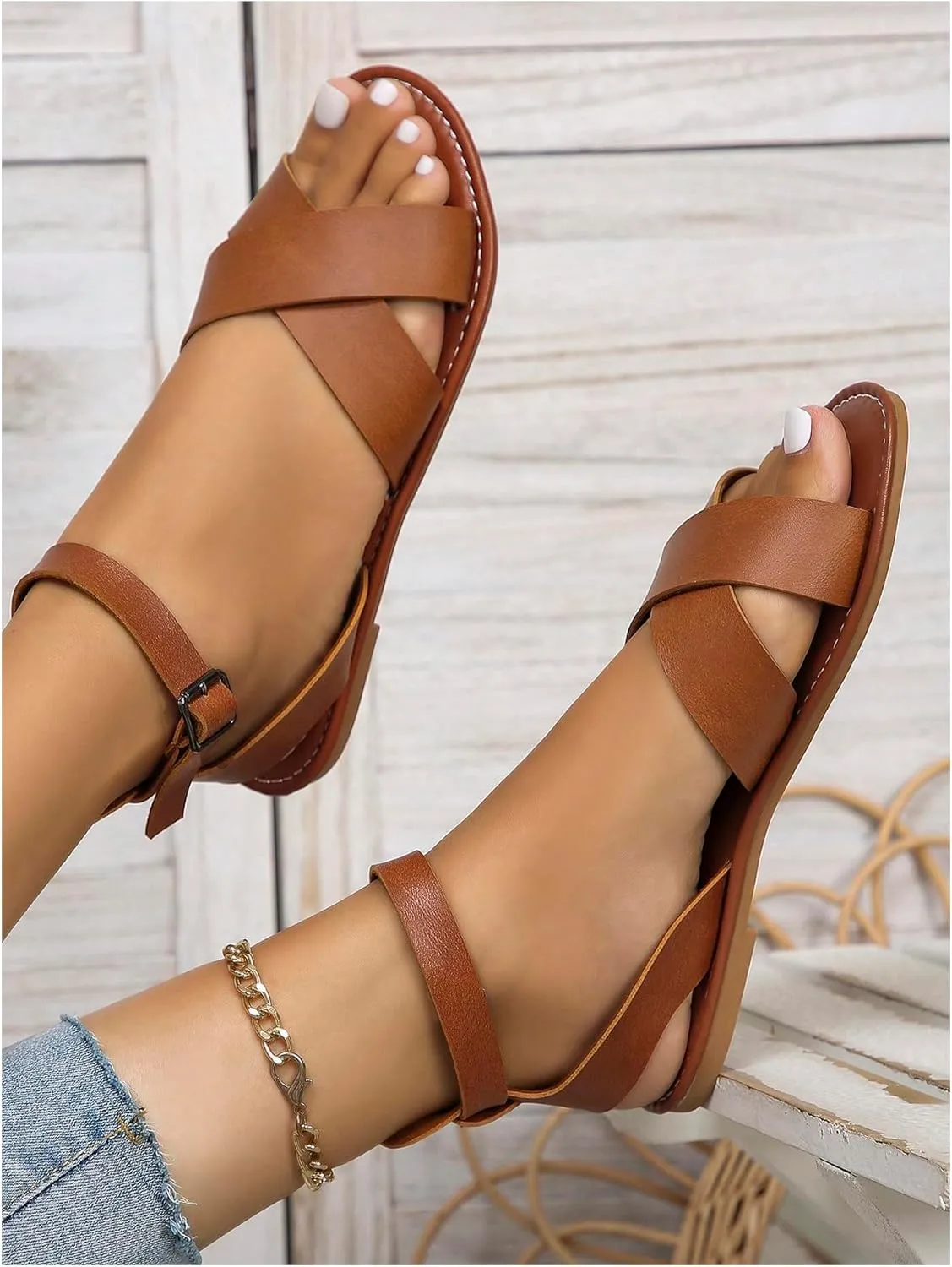 GORGLITTER Women's Strappy Open Toe Ankle Straps Sandal Dressy 2025 Leather Gladiator Vacation Summer Sandals