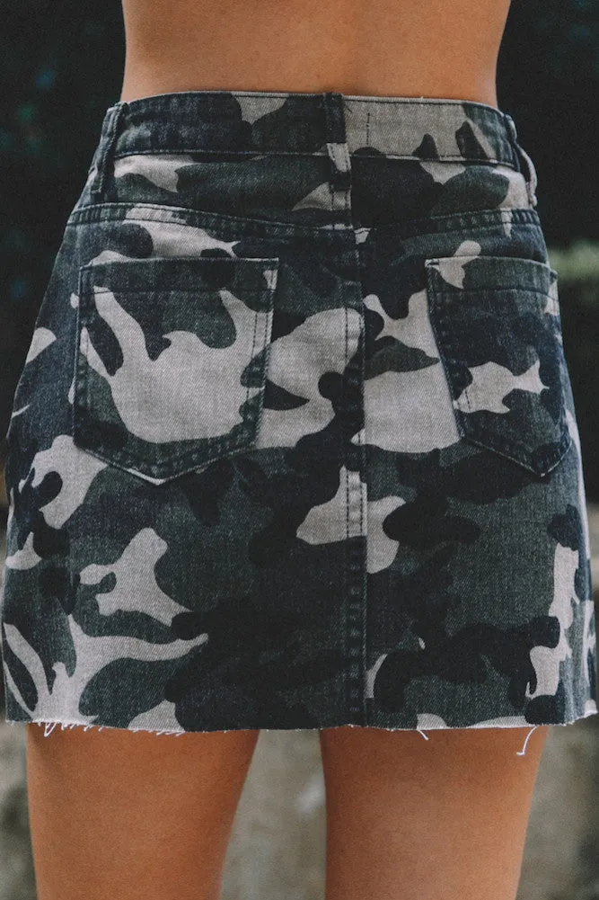 Idolise Skirt Khaki