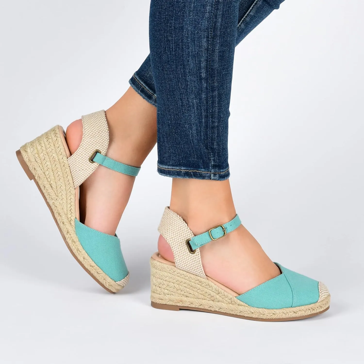Journee Women's Comfort Foam Ashlyn Espadrille Wedge Sandals