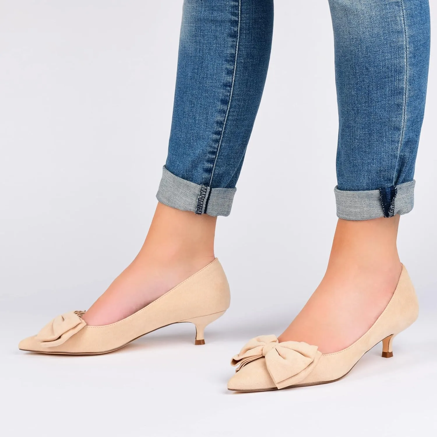 Journee Womens Orana Pointed Toe Kitten Heel Pumps