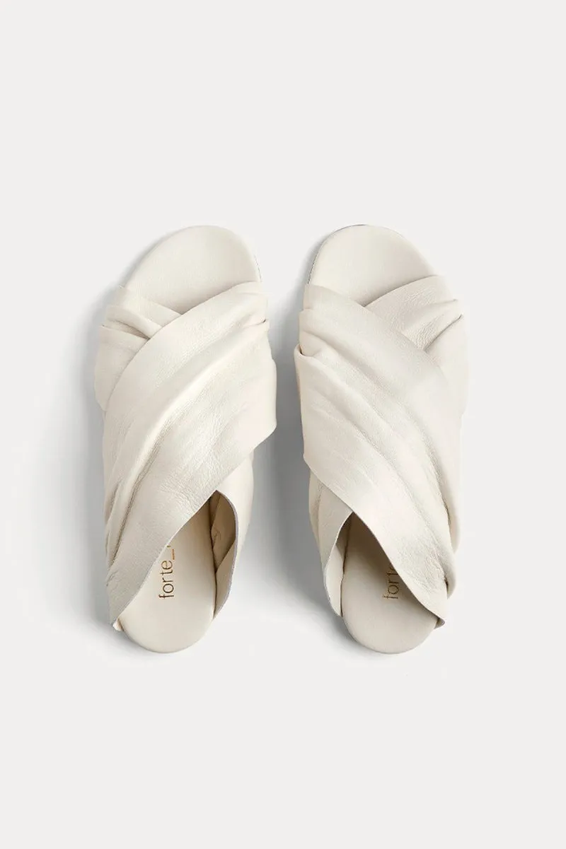 Leather Sandal Slide in Bianco