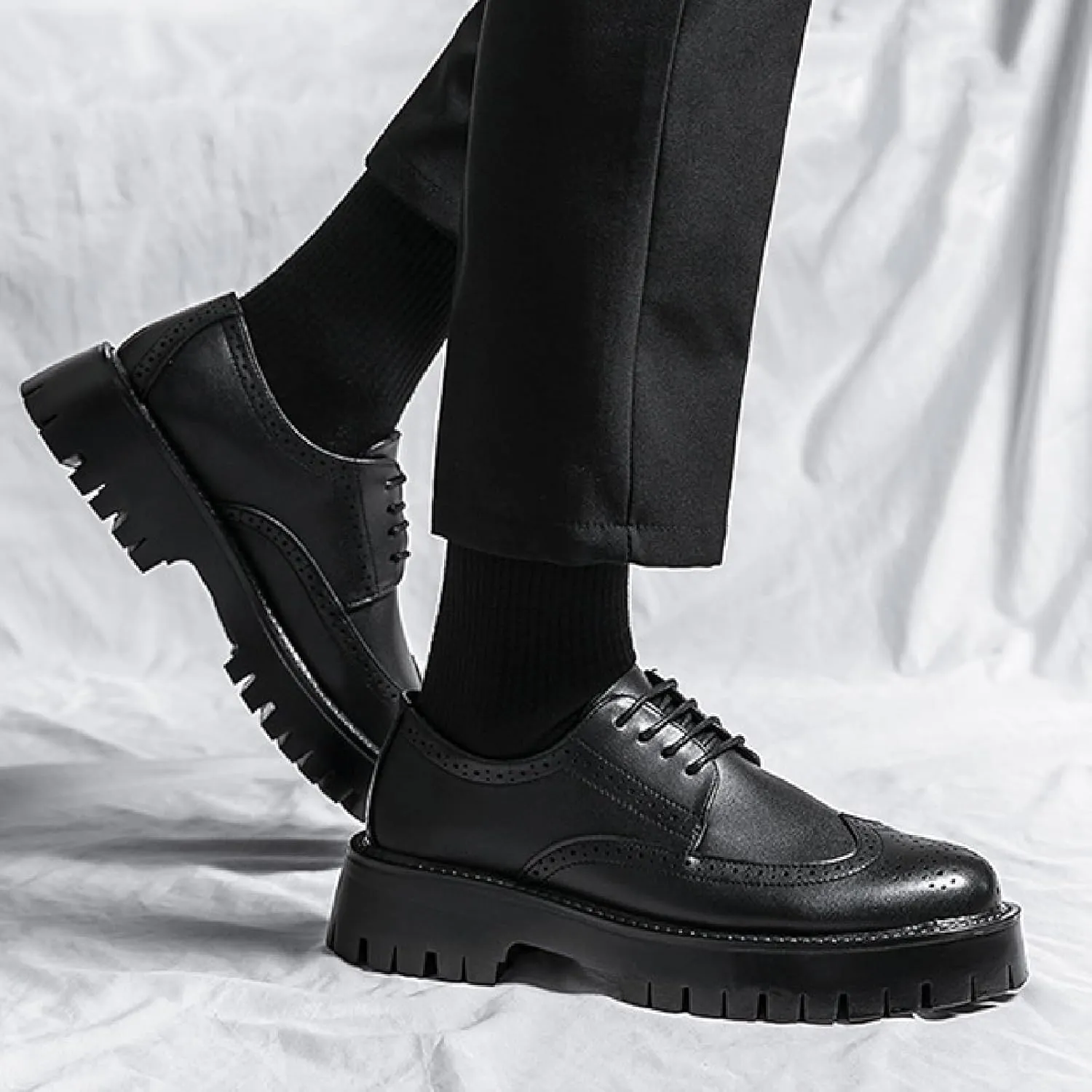 Men's Black Wingtip Platform Formal Oxford Shoes Classic Round Toe Lug Sole Chunky Heel Lace-Up Dress Brogue Shoes Breathable Non-Slip Party Prom Dating Business Shoes