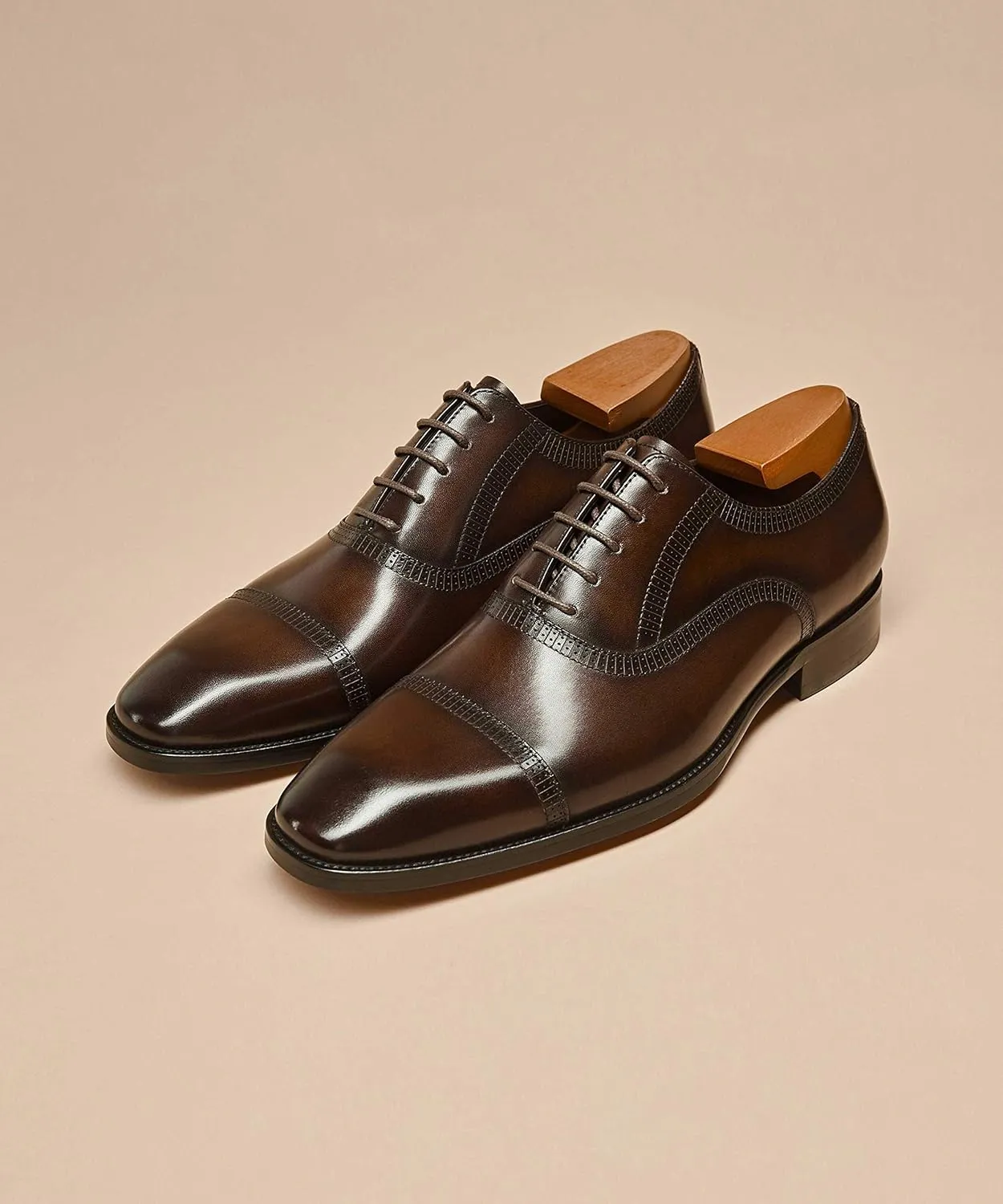 Men's Dress Shoes Formal Oxford Leather Wingtip Lace Up Shoes for Men