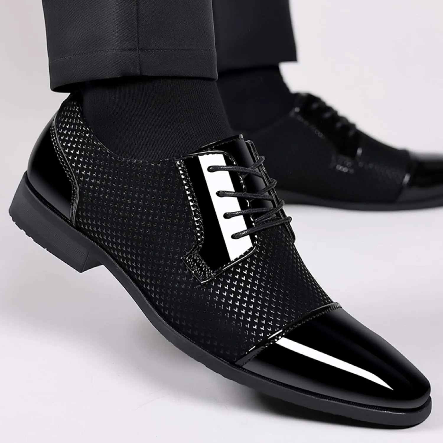 Men's Dress Shoes Patent Leather Oxfords Classic Lace-up Formal Tuxedo Shoes Business Wedding Derby Shoes Cap Toe Fashion
