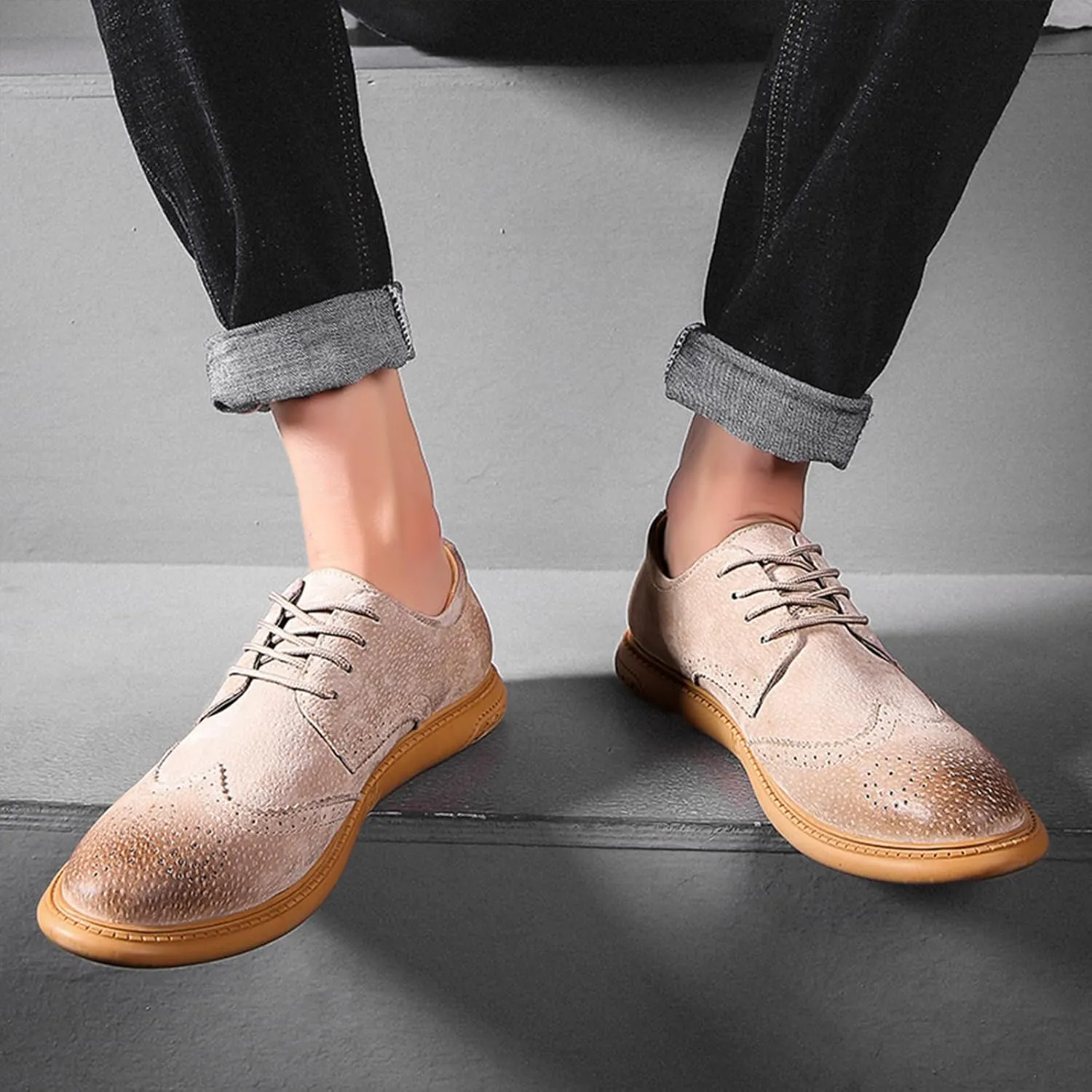 Men's Oxfords Suede Low Heel Fashion Classic Round-Toe Lace Up Wing Tips Business Dress Leather Derby Shoes Casual Comfortable Formal Work Wedding Shoes for Men