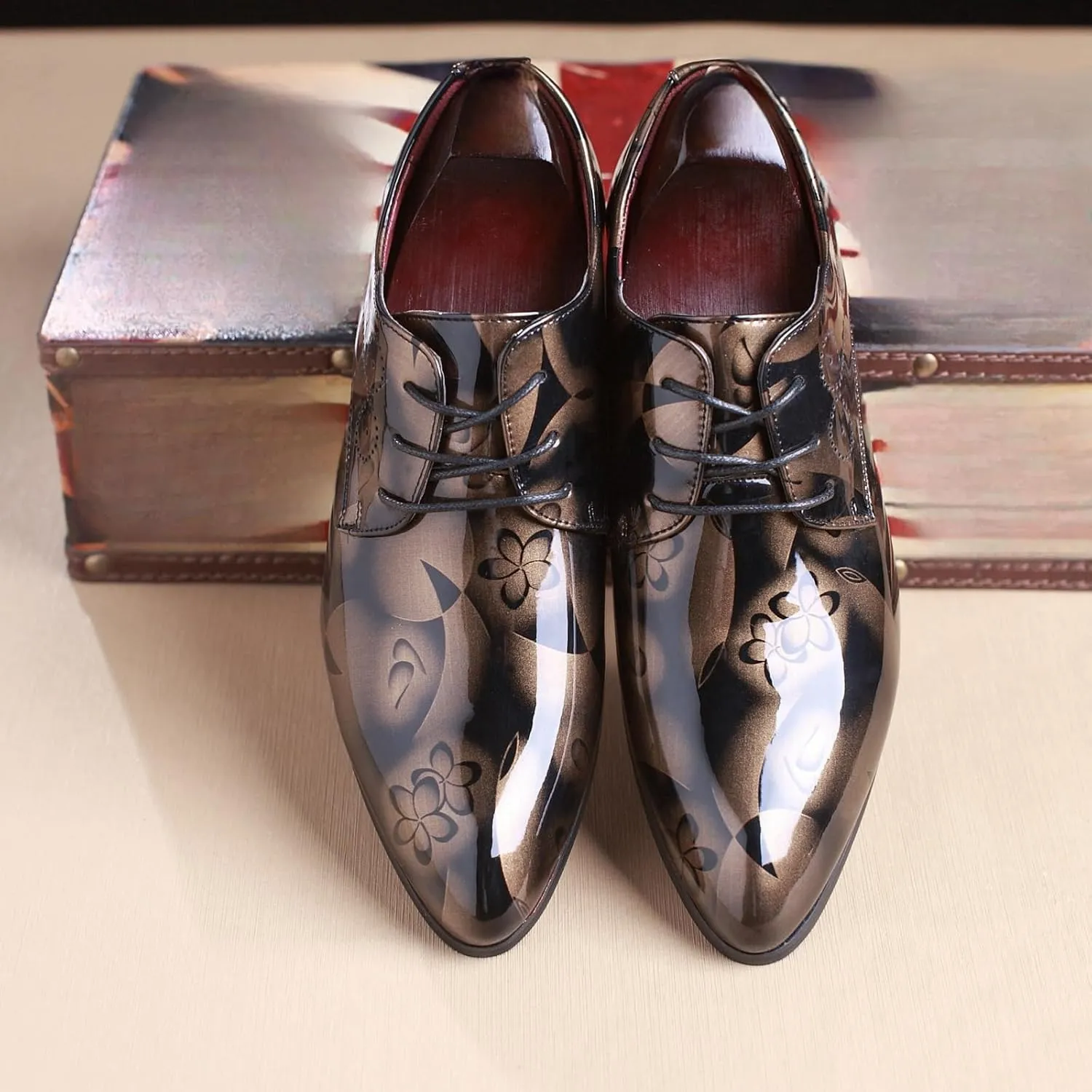 Mens Patent Leather Printing Lace Up Oxford Dress Shoes Modern Low Top Pointed Toe Tuxedo Derby Shoes for Work Office Formal Wedding