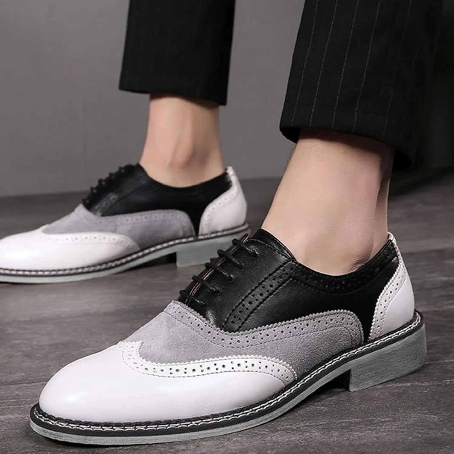 Men's Two-Tone Brogue Oxfords, Stylish Classic Round Toe, Lace-up Low-top Leather Dress Shoes, Hand-Stitched Business Formal Derby Shoes Oxfords Shoes for Men