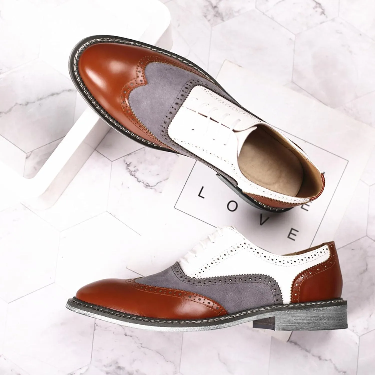 Men's Two-Tone Brogue Oxfords, Stylish Classic Round Toe, Lace-up Low-top Leather Dress Shoes, Hand-Stitched Business Formal Derby Shoes Oxfords Shoes for Men