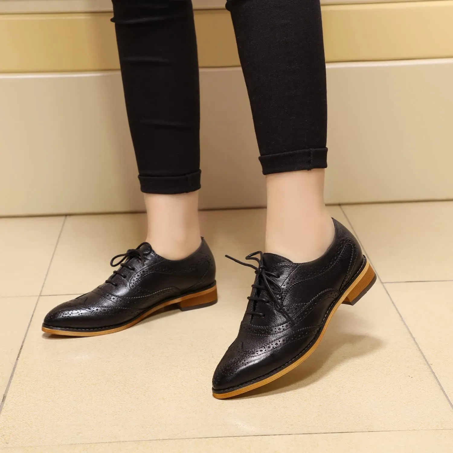 Mona flying Women's Perforated Oxfords Wingtip Brogue Lace up Leather Flat Office Work Shoes for Ladies