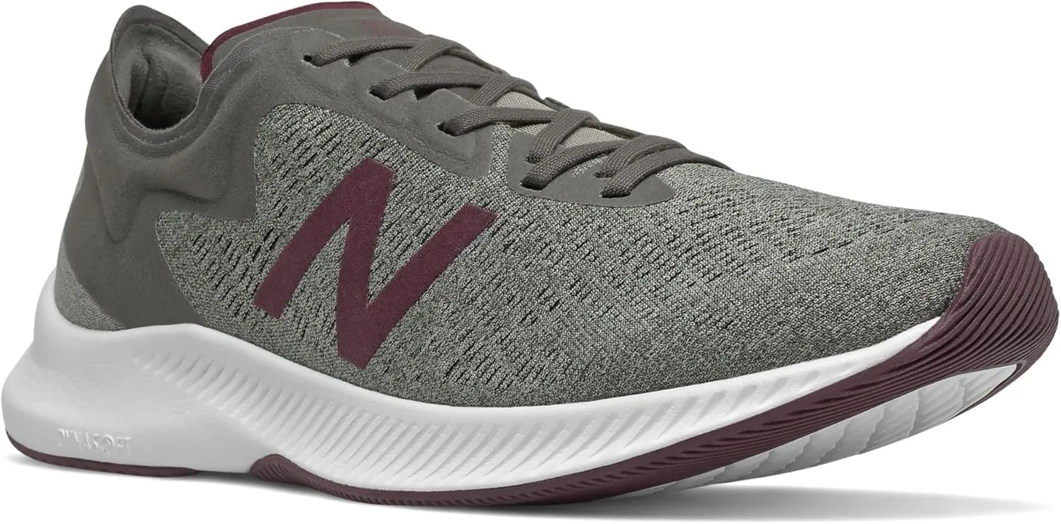 New Balance Men's Dynasoft Pesu V1 Running Shoe