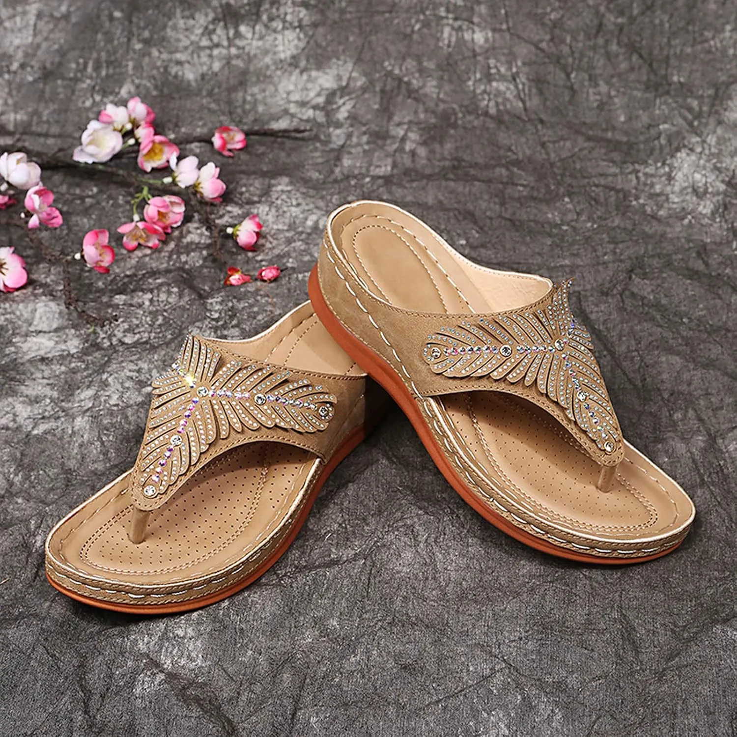oiangi Rhinestone Wedge Sandals for Women,Summer Fashion Open Toe T Strap Thong Flip Flops Sandals Comfortable Casual Beach Shoes Slippers