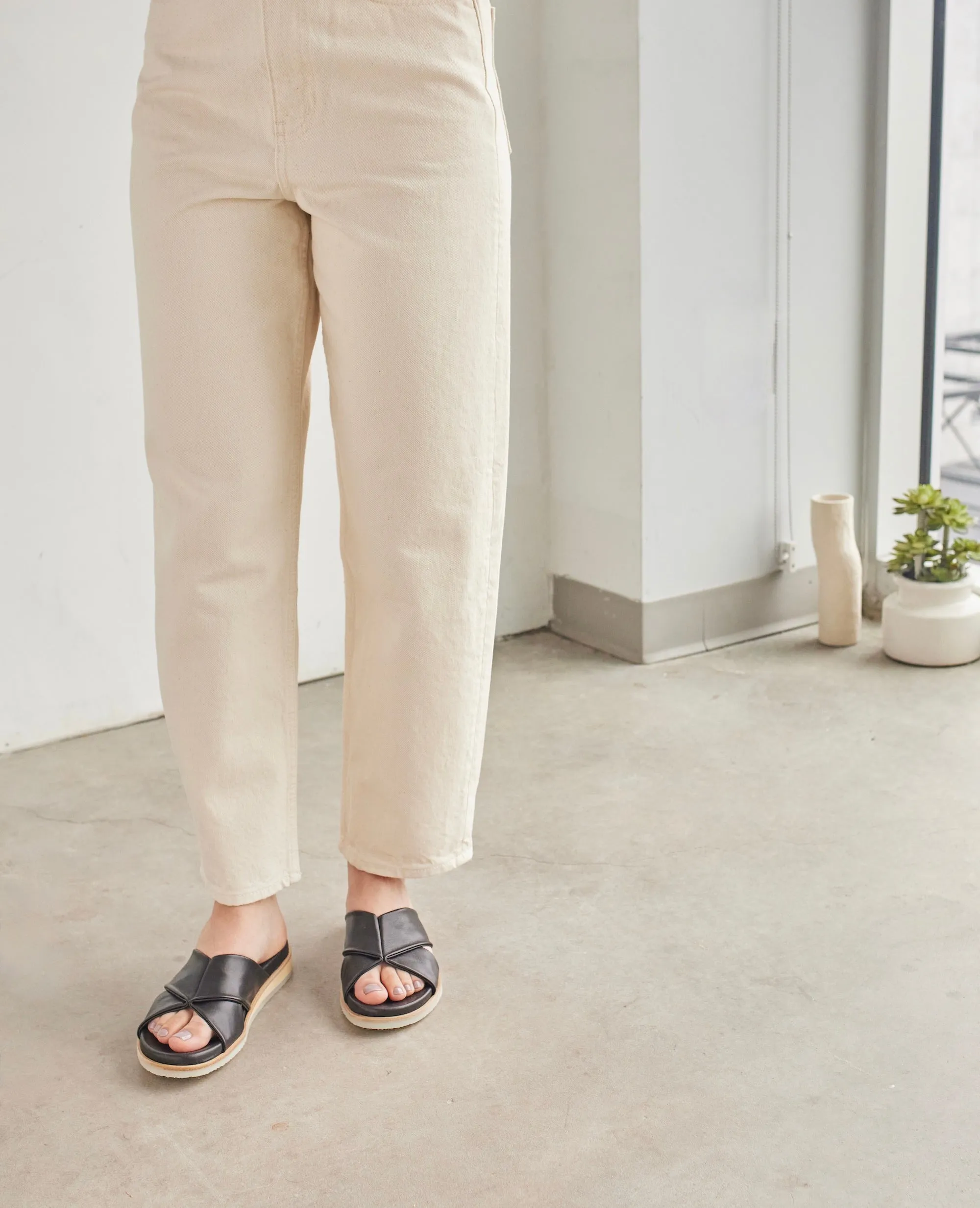 Pasque Sandal