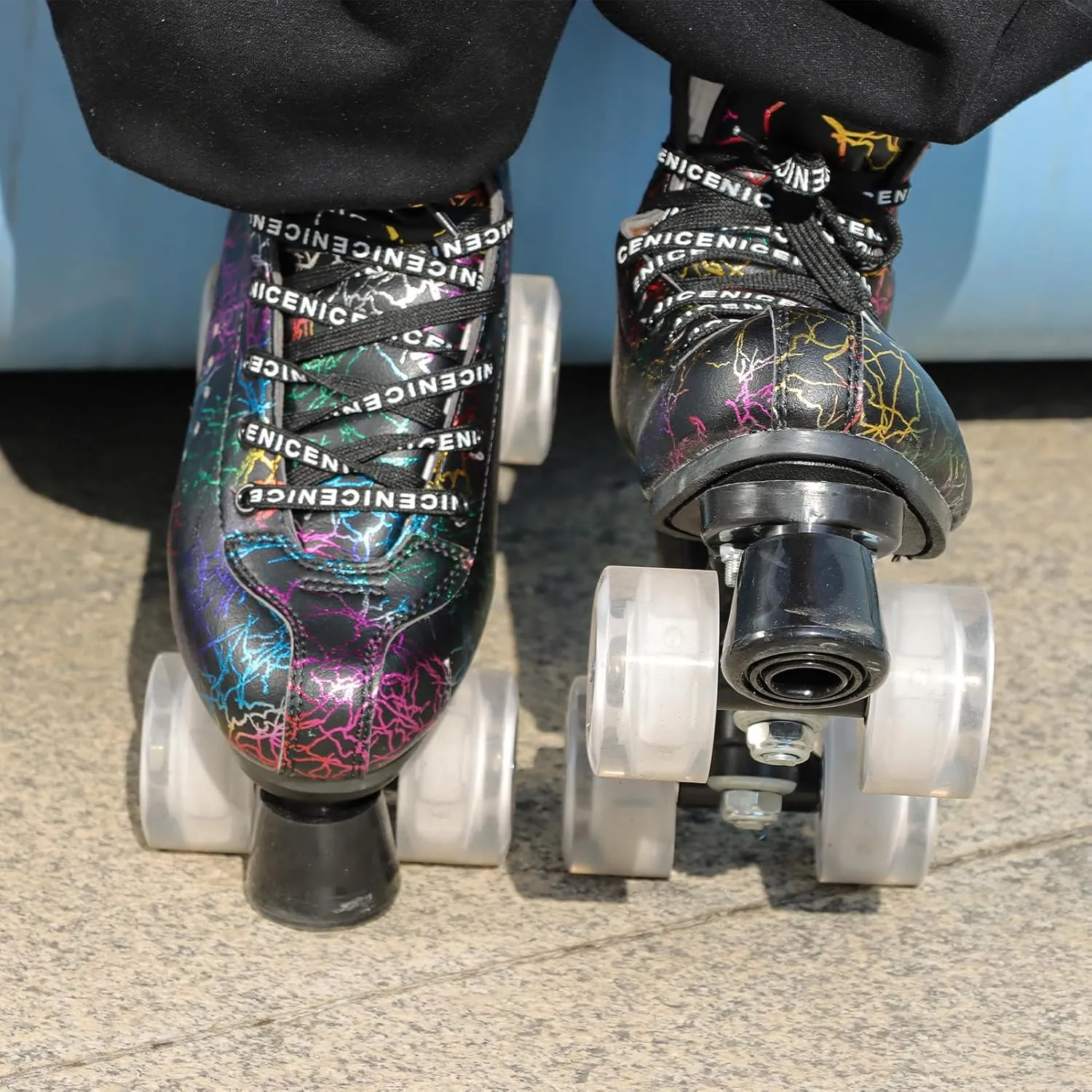 Roller Skates for Men and Women, Black Derby Roller Skates with 4 Shiny Wheel, Classic Double-Row Roller Skates for Indoor and Outdoor
