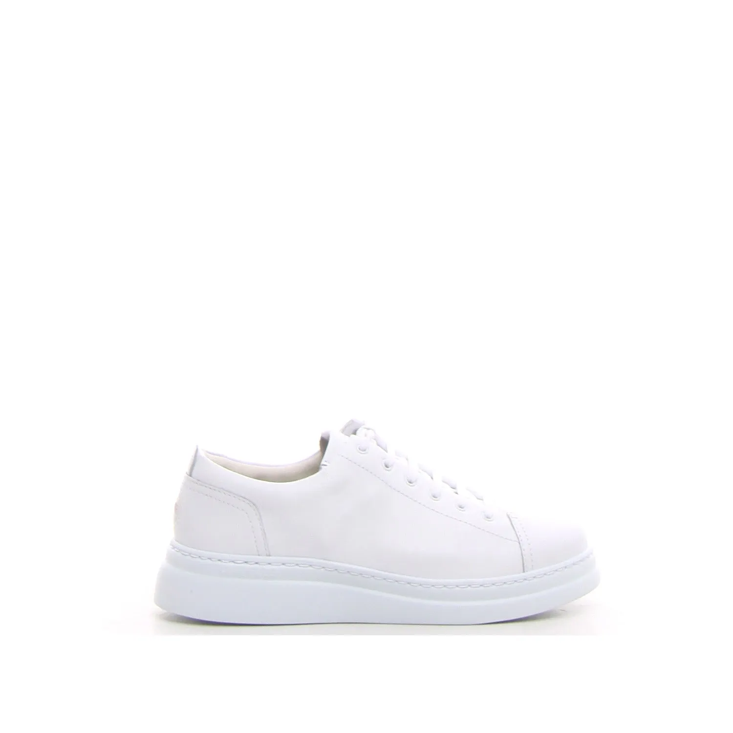 Runner up sneaker