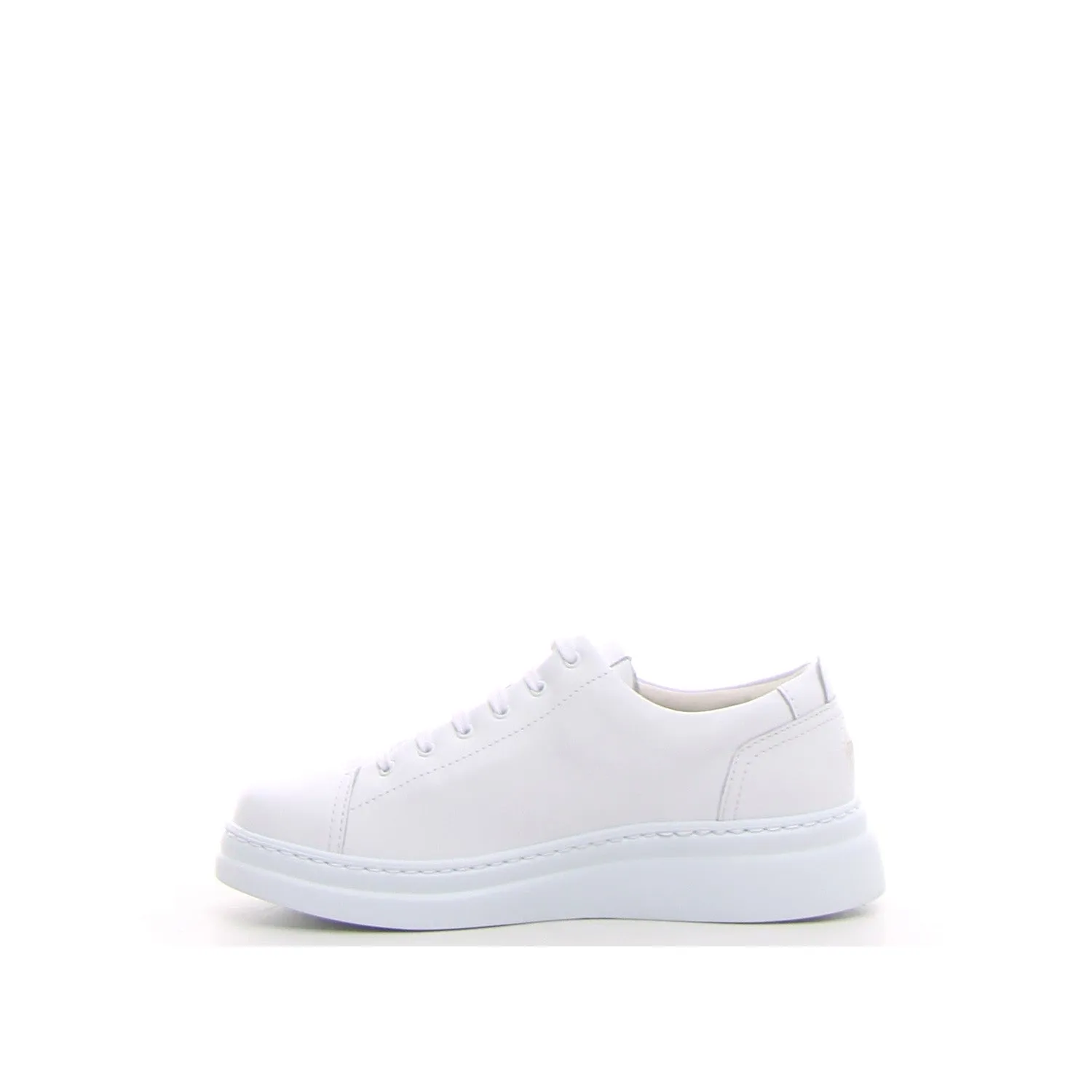 Runner up sneaker