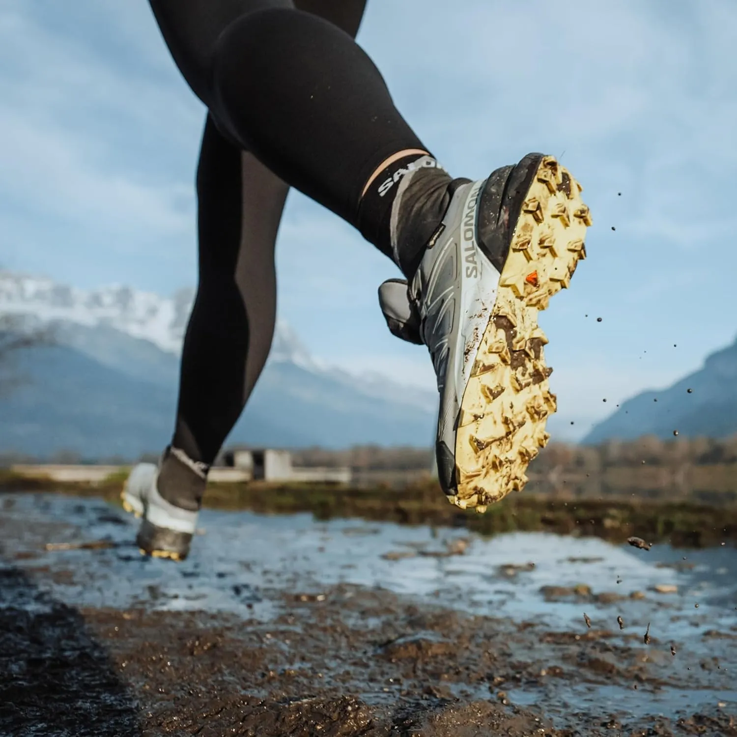 Salomon Women's SPEEDCROSS GORE-TEX Trail Running Shoe
