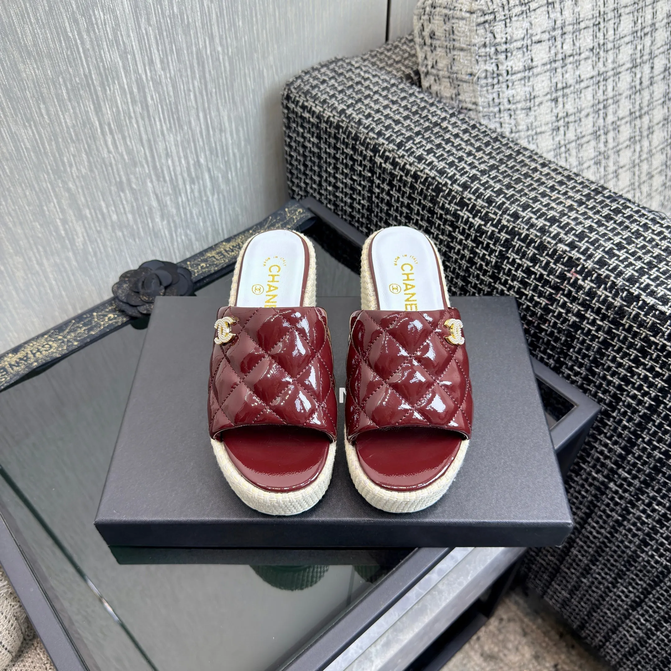 Slides Wedge Classy Platform Espadrille Connected CHANEL 25S