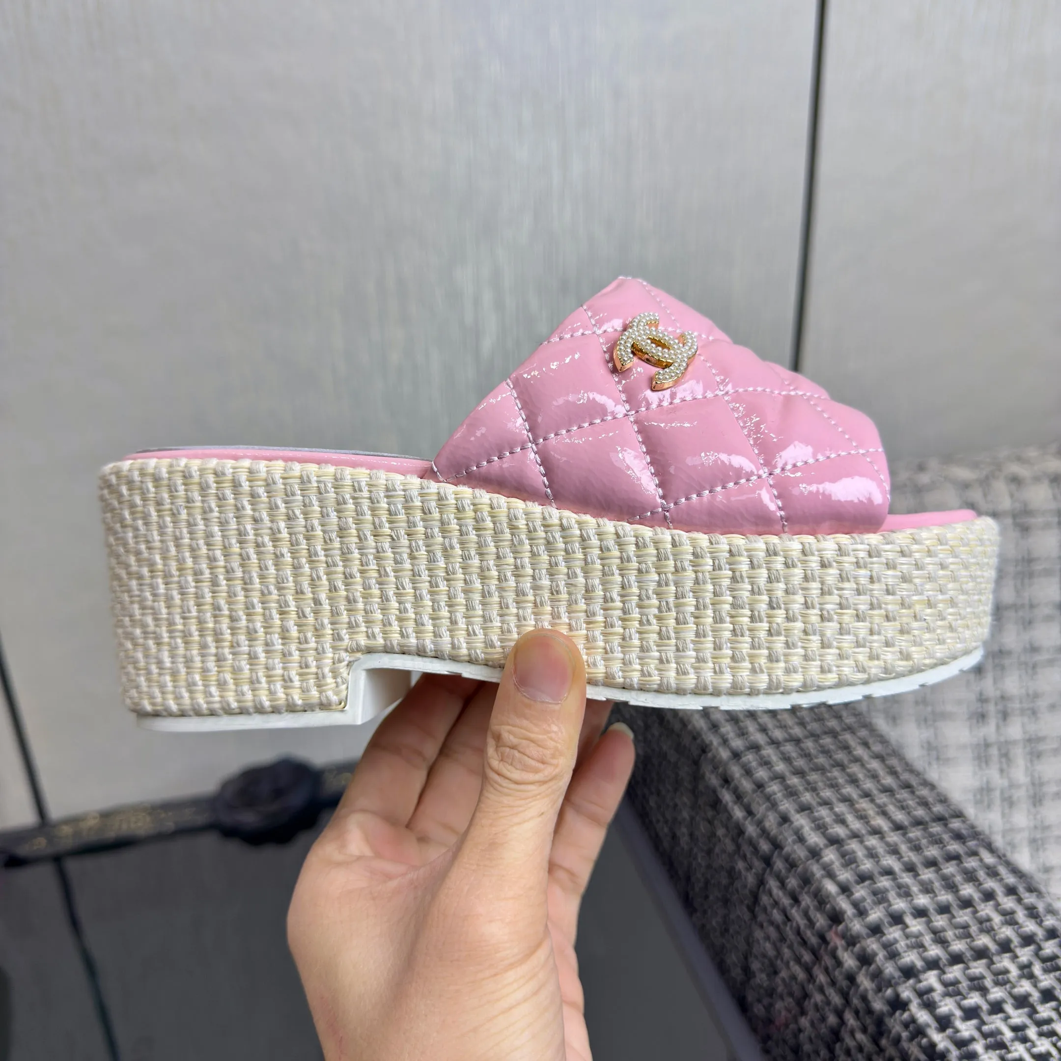 Slides Wedge Classy Platform Espadrille Connected CHANEL 25S