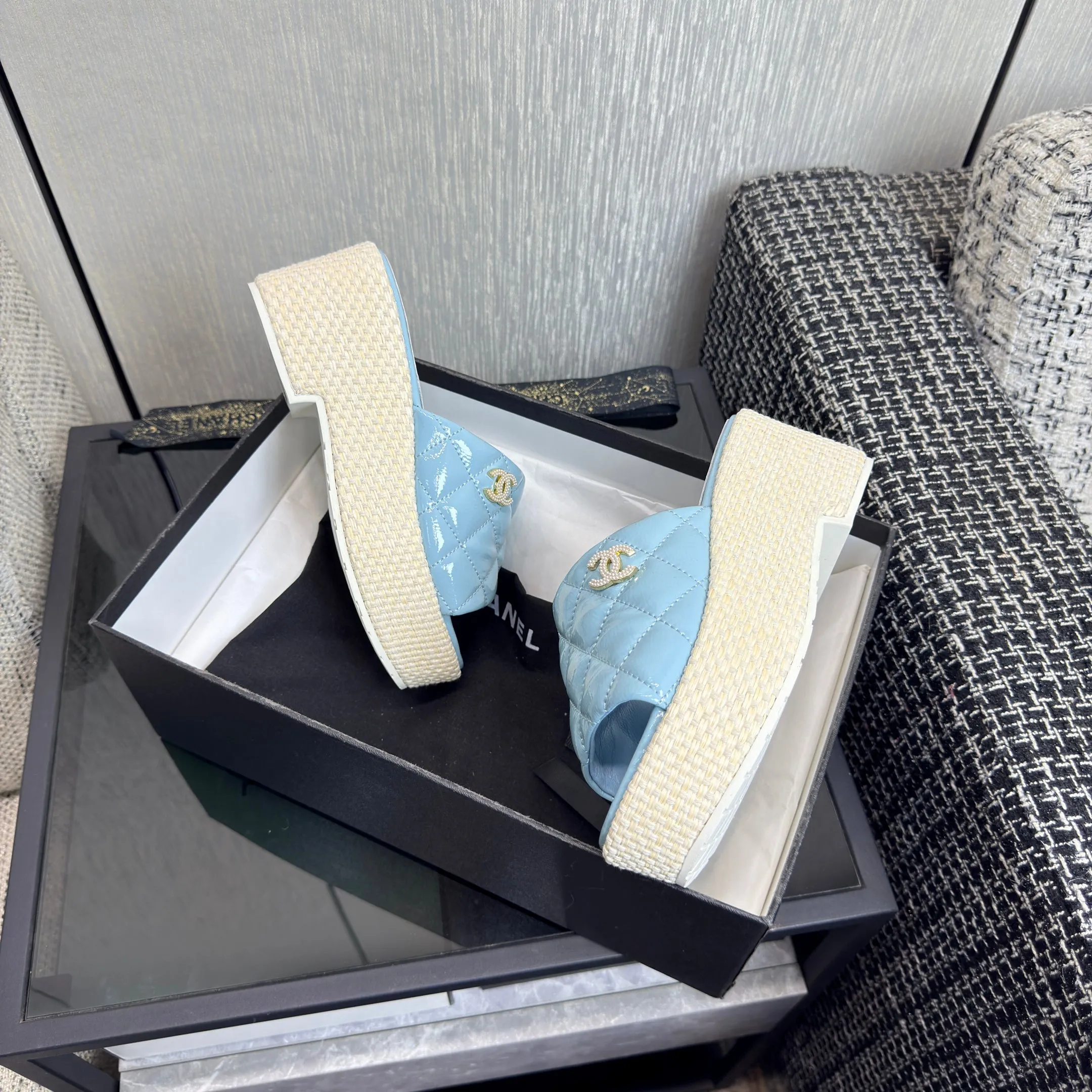 Slides Wedge Classy Platform Espadrille Connected CHANEL 25S