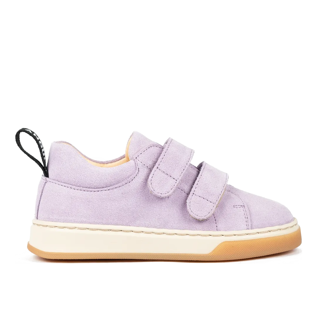 Sneaker with logotape and velcro closure