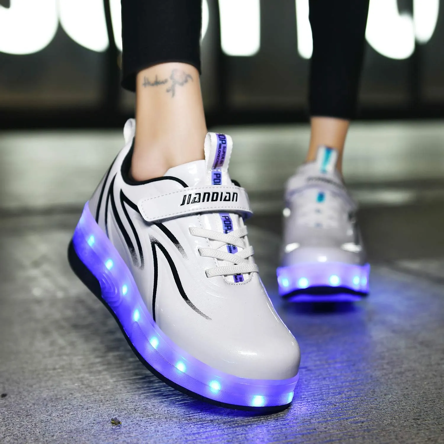 Ufatansy Roller Shoes Girls Boys Sneakers with Wheels Roller Skate Shoes USB Charging with LED Light Up Shinny Skates for Beginner Trainers Kids Lightweight Breatheable Shoe Footwear