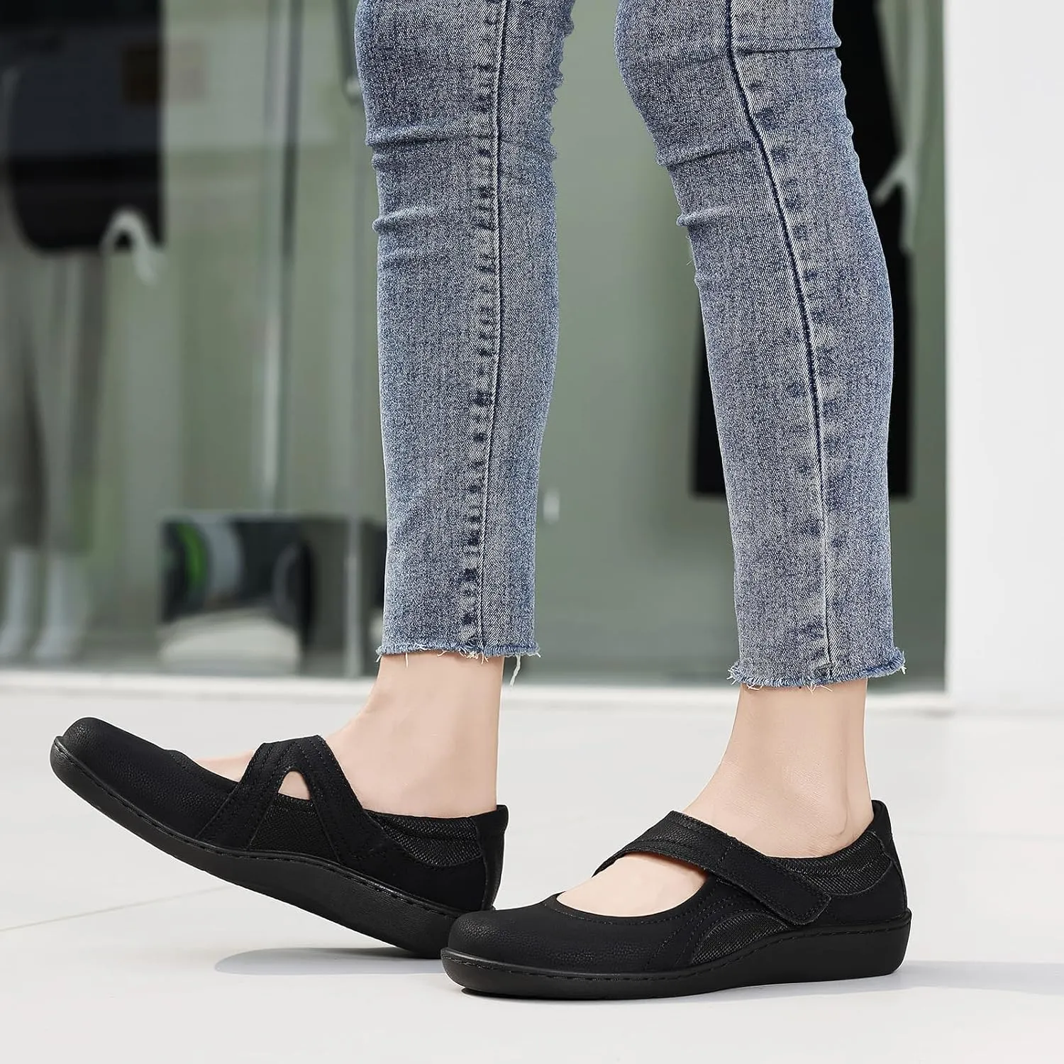 Women's Classic Comfort Mary Jane Flats Fashion Casual Dress Shoes Cute Closed Toe Slip On Lightweight Breathable Walking Shoes