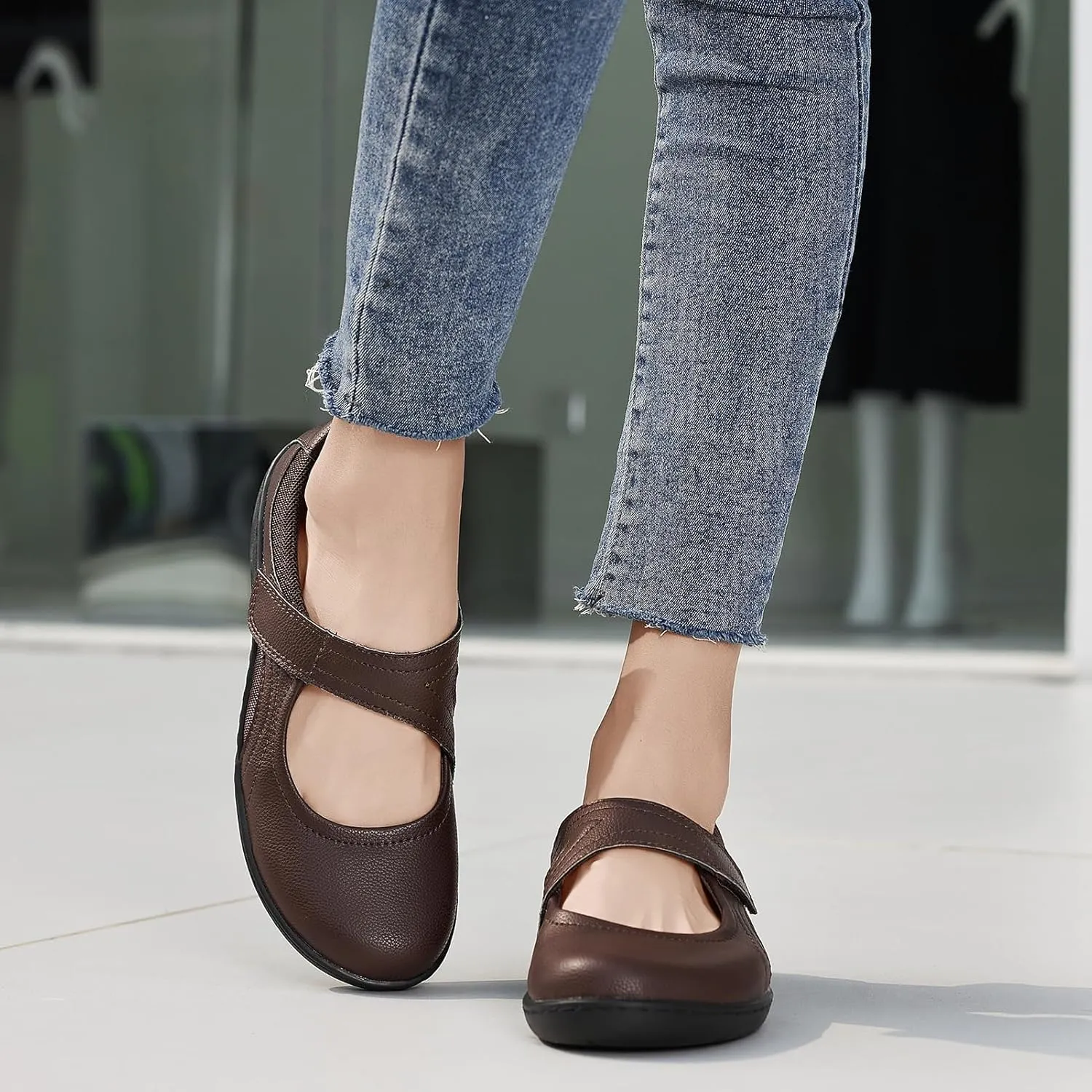 Women's Classic Comfort Mary Jane Flats Fashion Casual Dress Shoes Cute Closed Toe Slip On Lightweight Breathable Walking Shoes