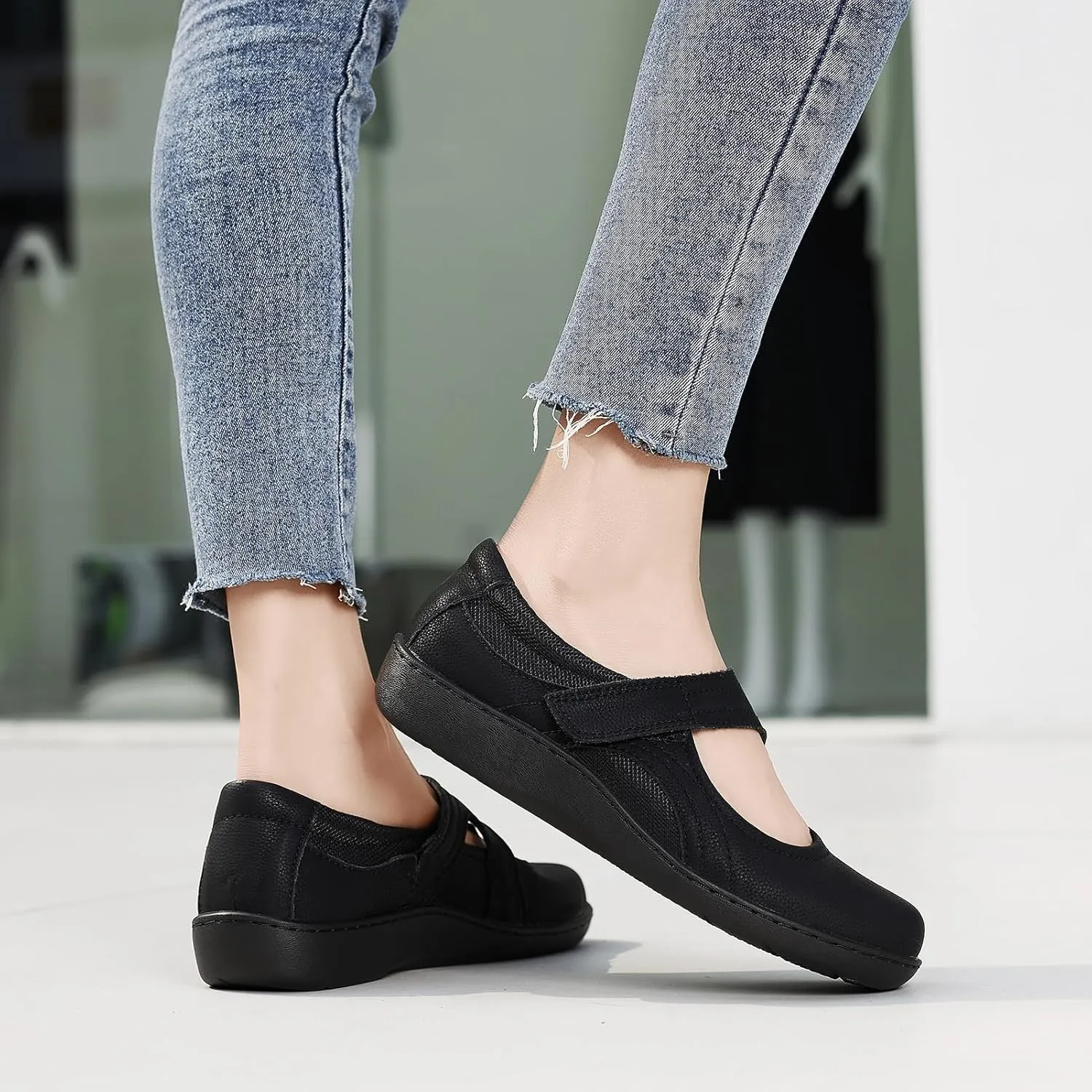 Women's Classic Comfort Mary Jane Flats Fashion Casual Dress Shoes Cute Closed Toe Slip On Lightweight Breathable Walking Shoes