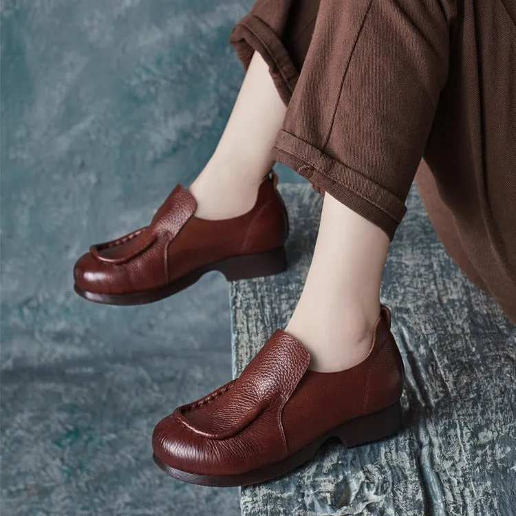 Women's Round Toe Slip On Leather Retro Soft Sole Walk Shoes