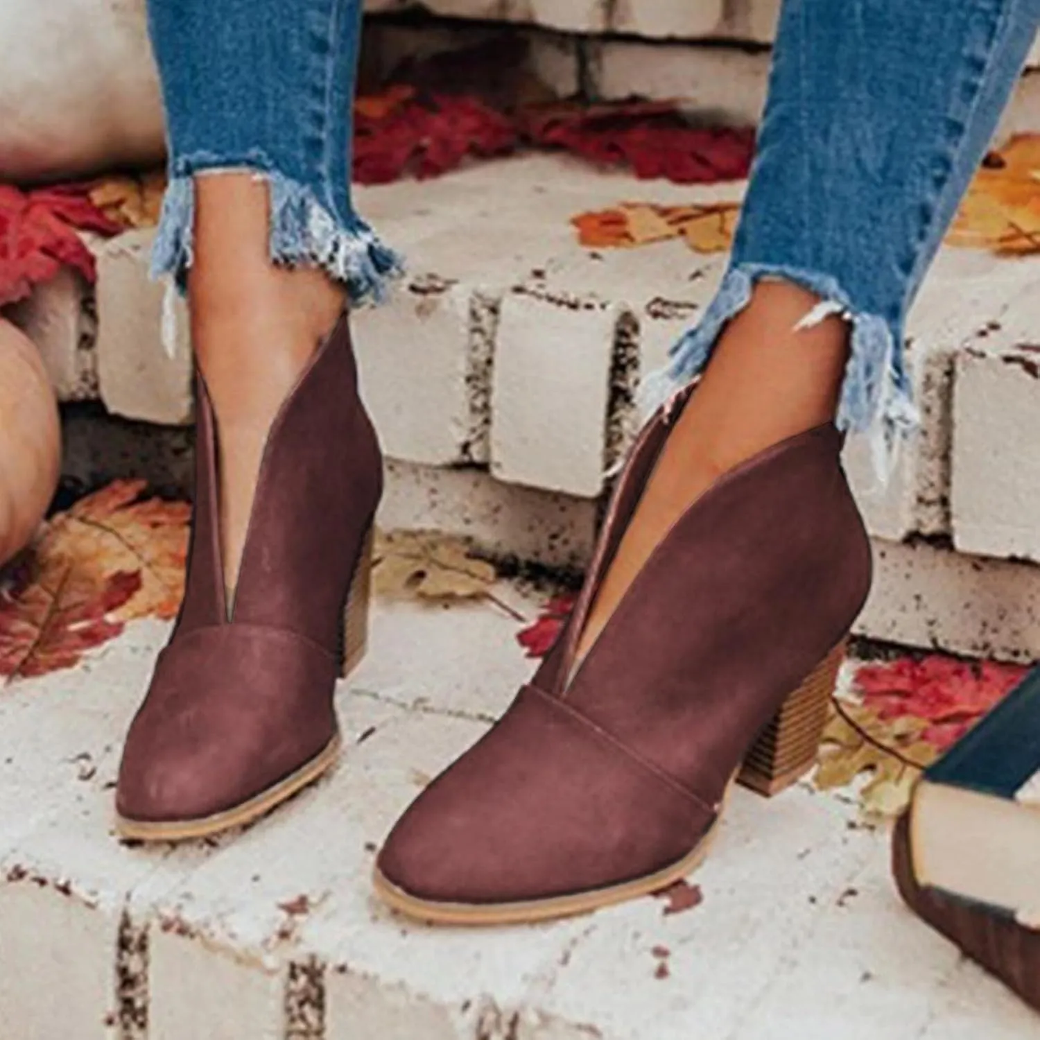 ZBYY Womens Pointed Toe Ankle Boots V Cut Back Zipper Chelsea Booties Slip On Chunky Low Heel Dressy Western Booties